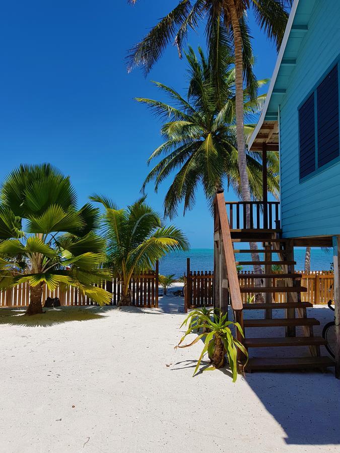 Villa Carolyn'S House à Caye Caulker Extérieur photo