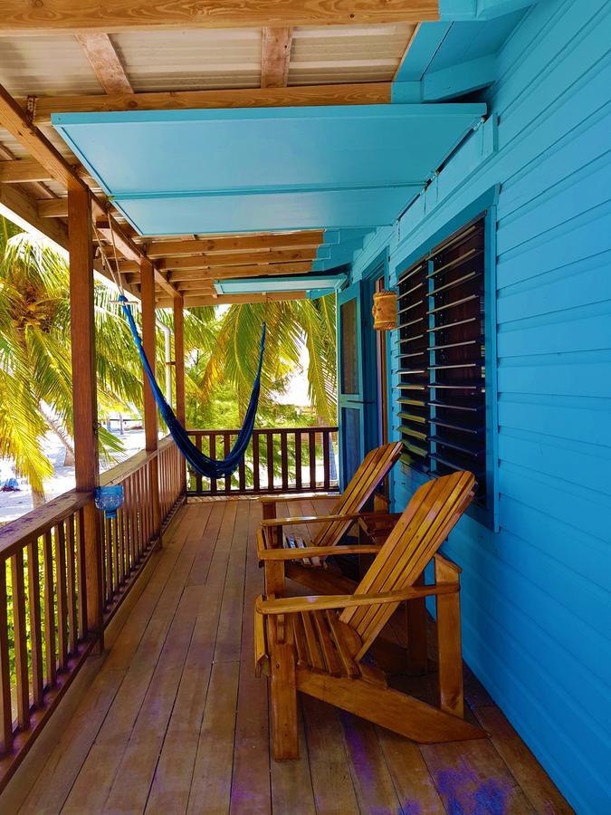 Villa Carolyn'S House à Caye Caulker Extérieur photo